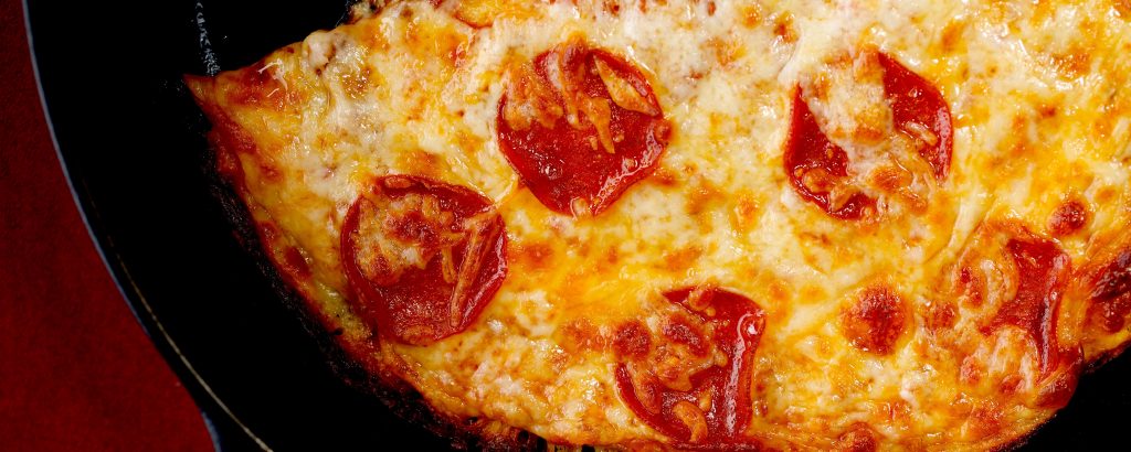 pizza griega de pepperoni