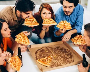 5 razones para pedir pizza a domicilio